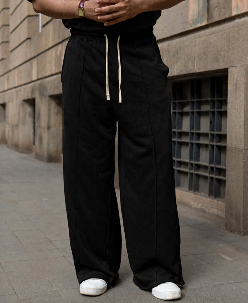 Black Baggy Fit Pleated Trackpant