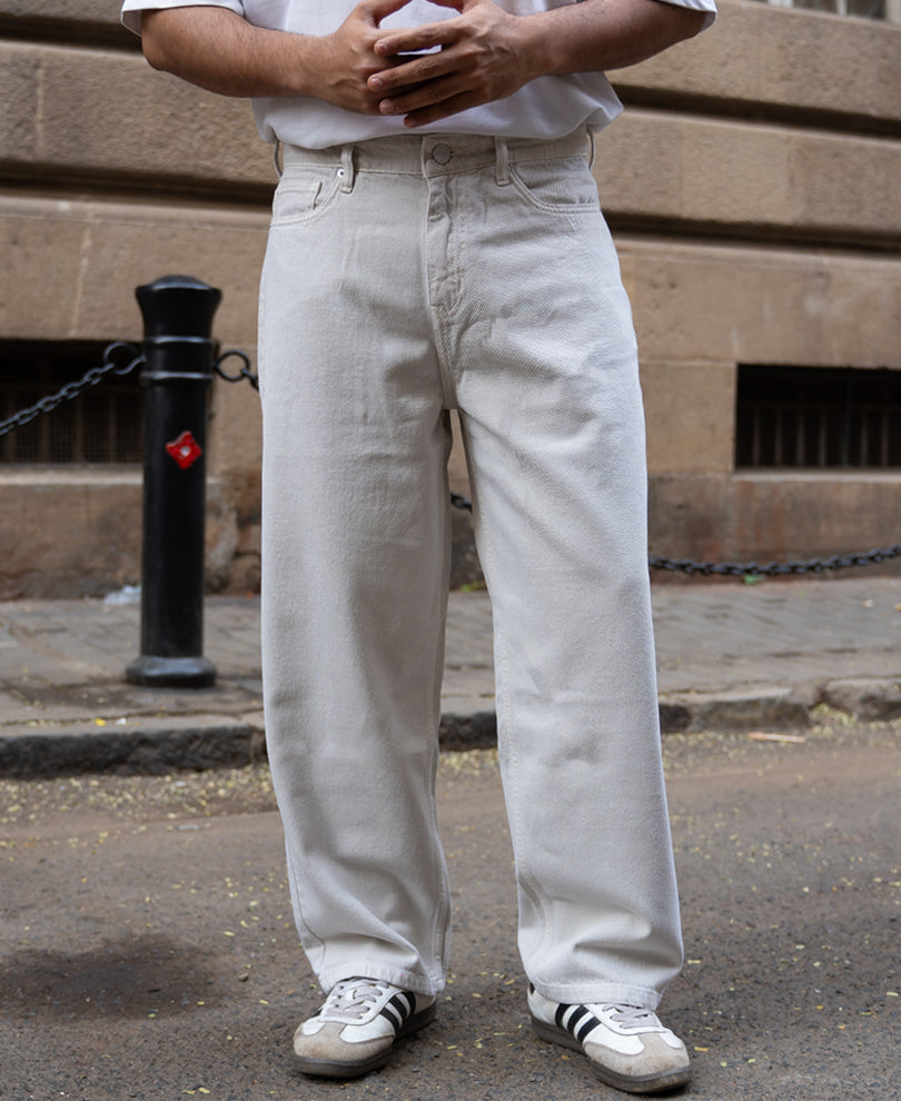 Cream Baggy Jeans