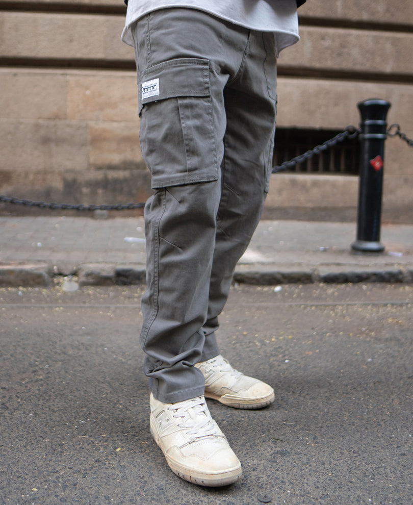 Grey Regular Fit Cotton Cargo Pant